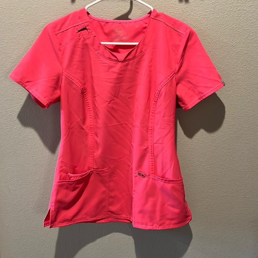 Cherokee Infinity Scrub top Hot Pink Size XS EUC